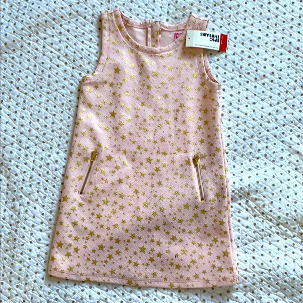 NWT Size 5 girls dress Pink with embossed🌟